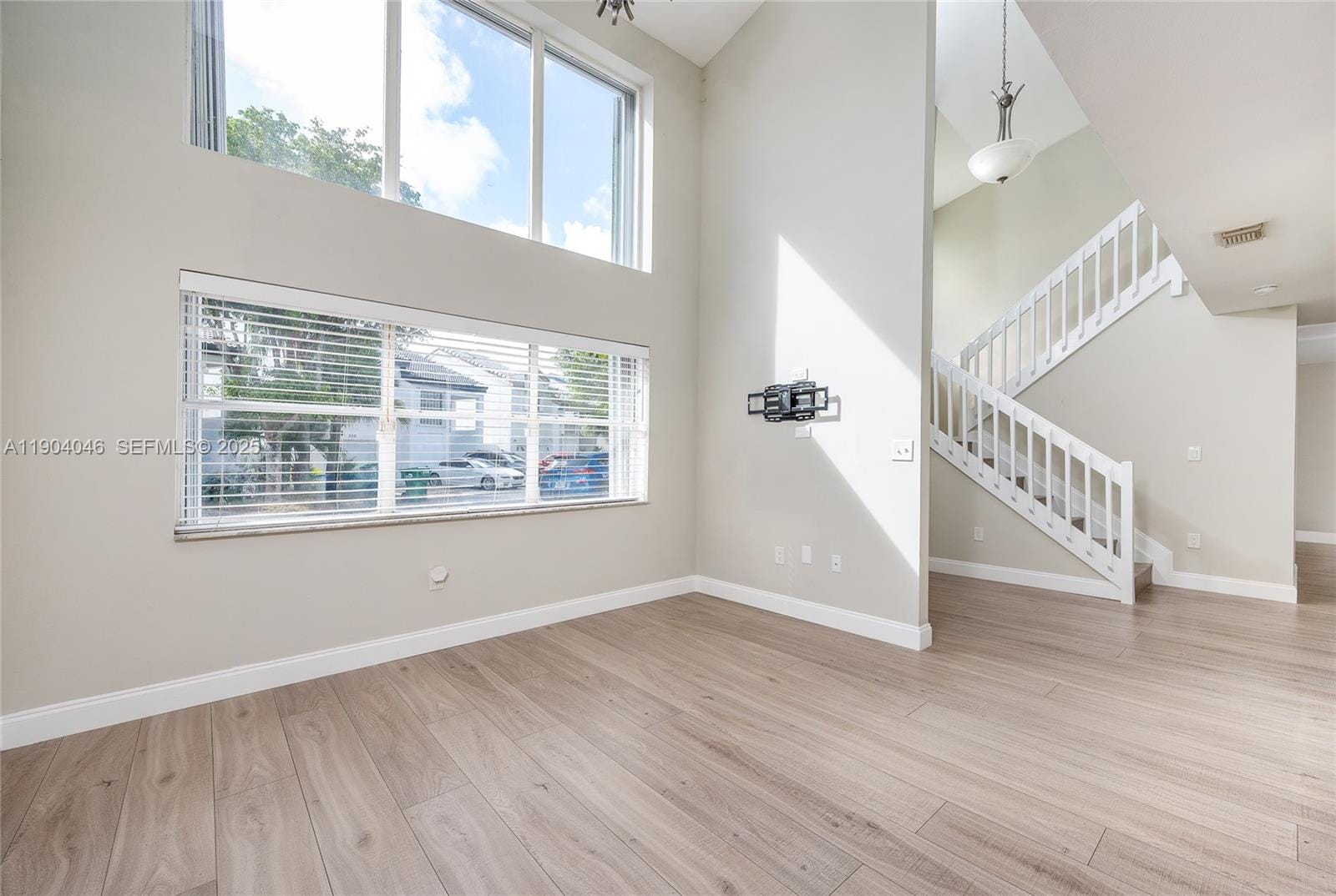 351 NE 211th Street, Miami, FL 33179 photo 16