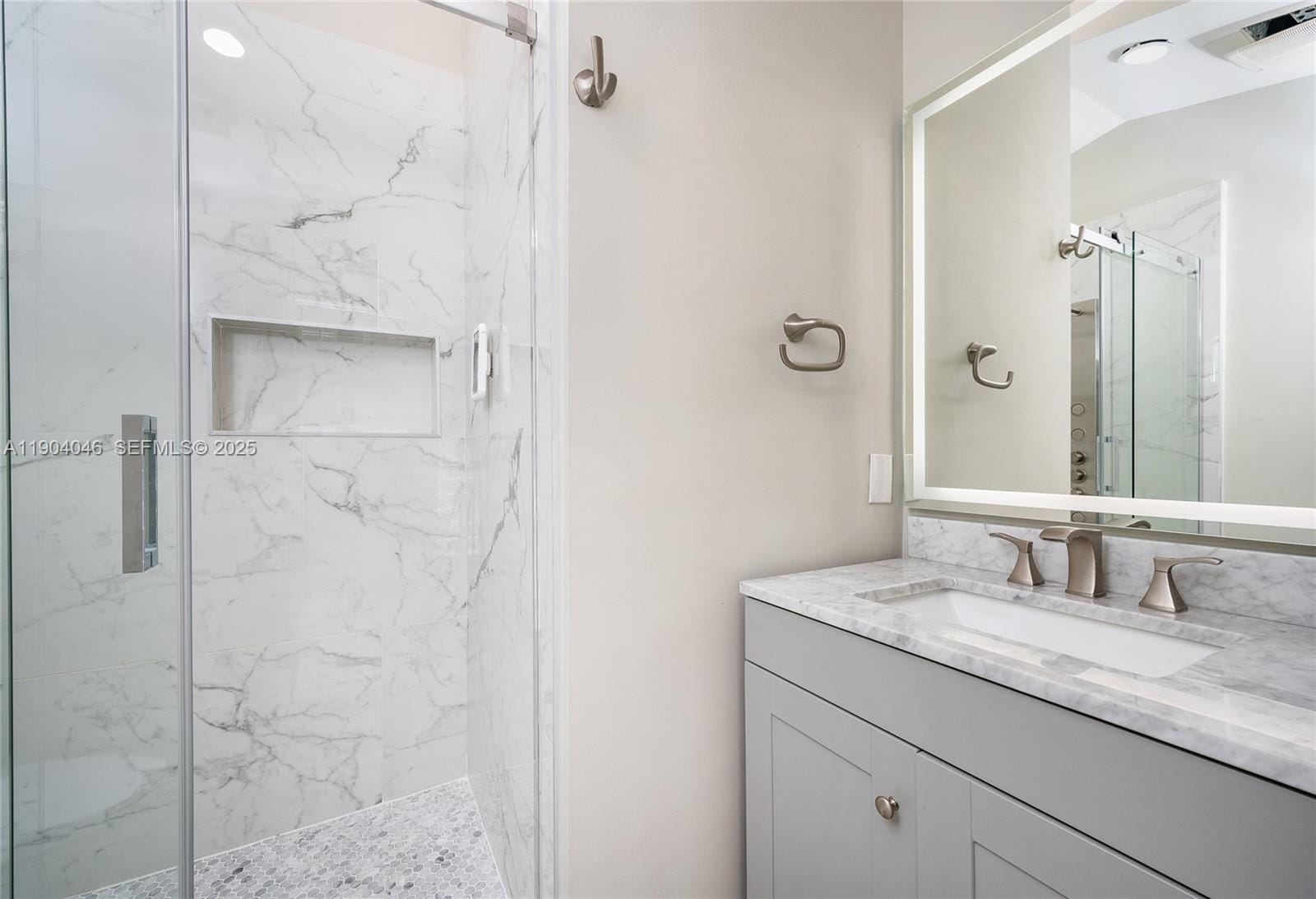 351 NE 211th Street, Miami, FL 33179 photo 27