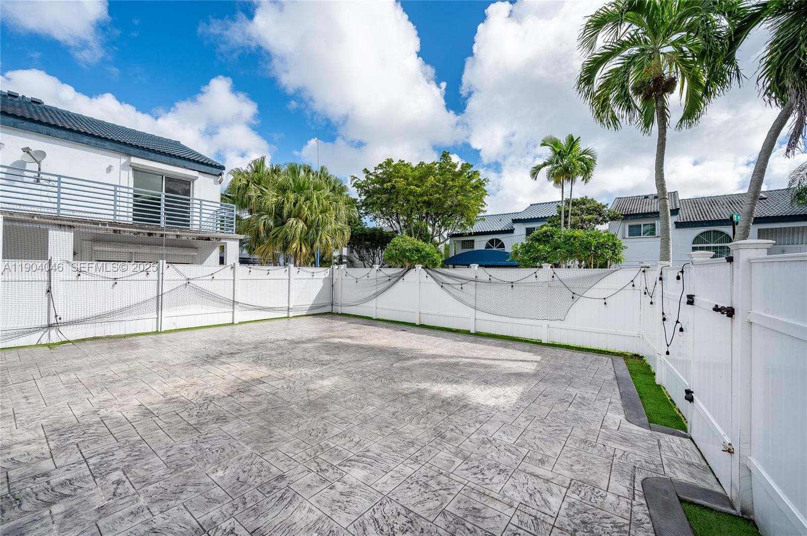 351 NE 211th Street, Miami, FL 33179 photo 7