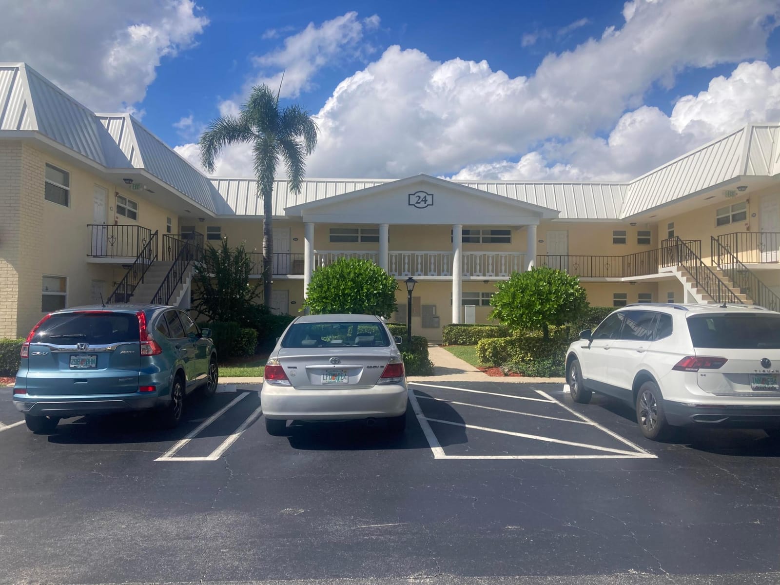 24 Colonial Club Drive 102, Boynton Beach, FL 33435