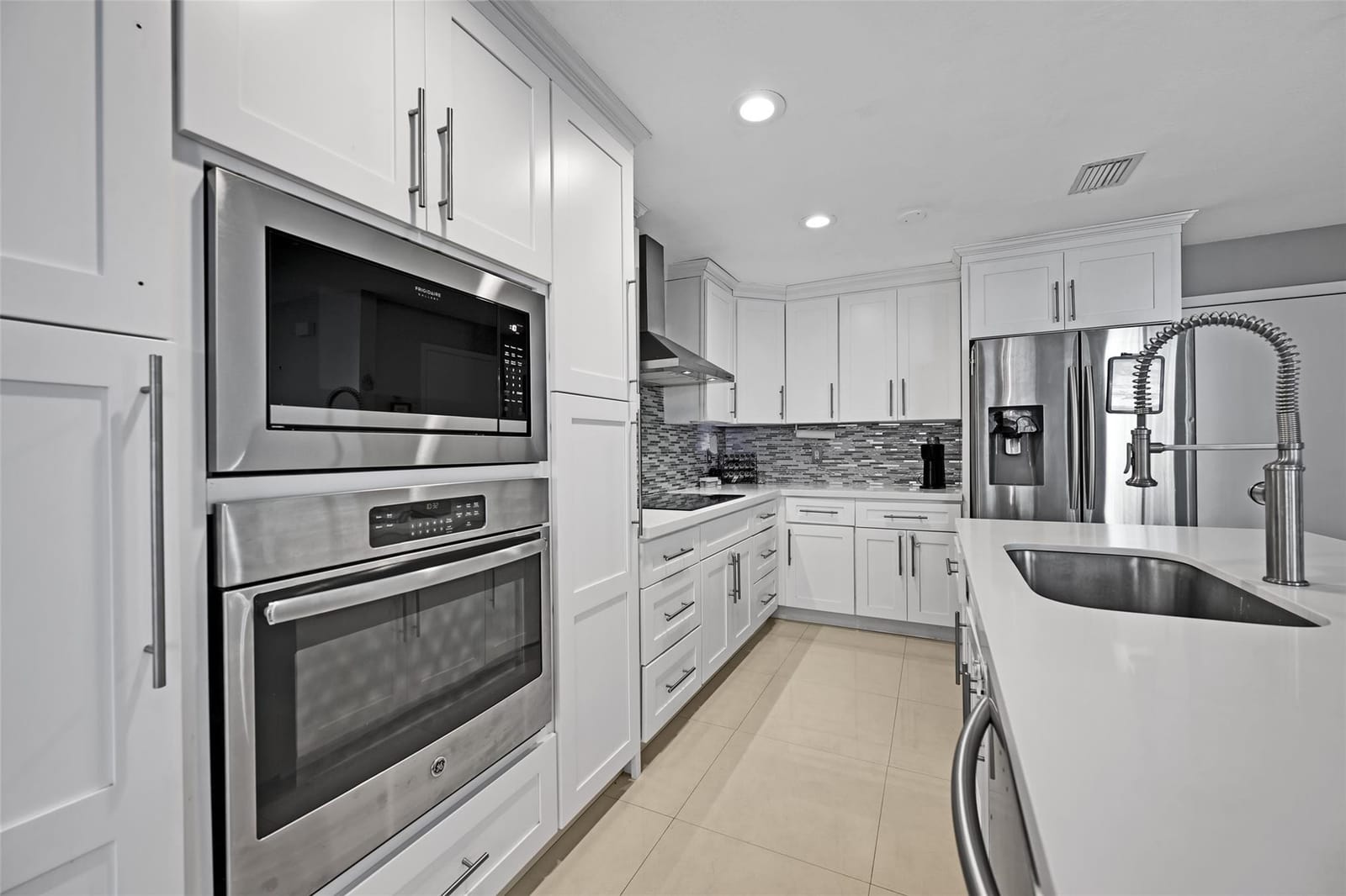 11711 SW 1st Street — photo 8