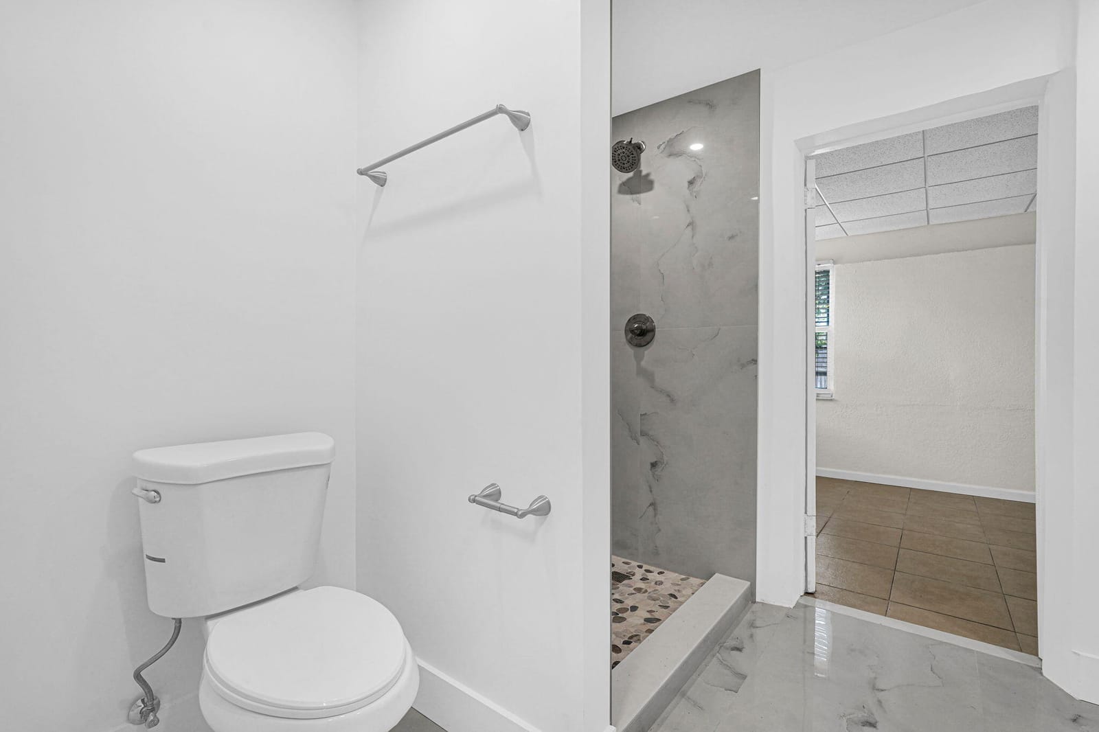 261 NE 45th Street — photo 7