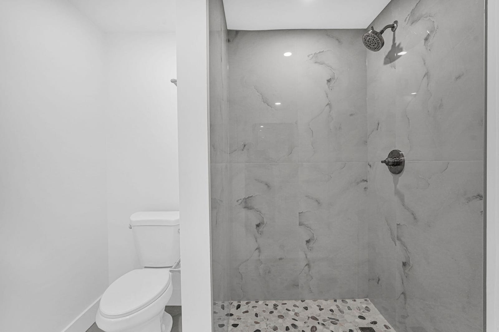 261 NE 45th Street — photo 8