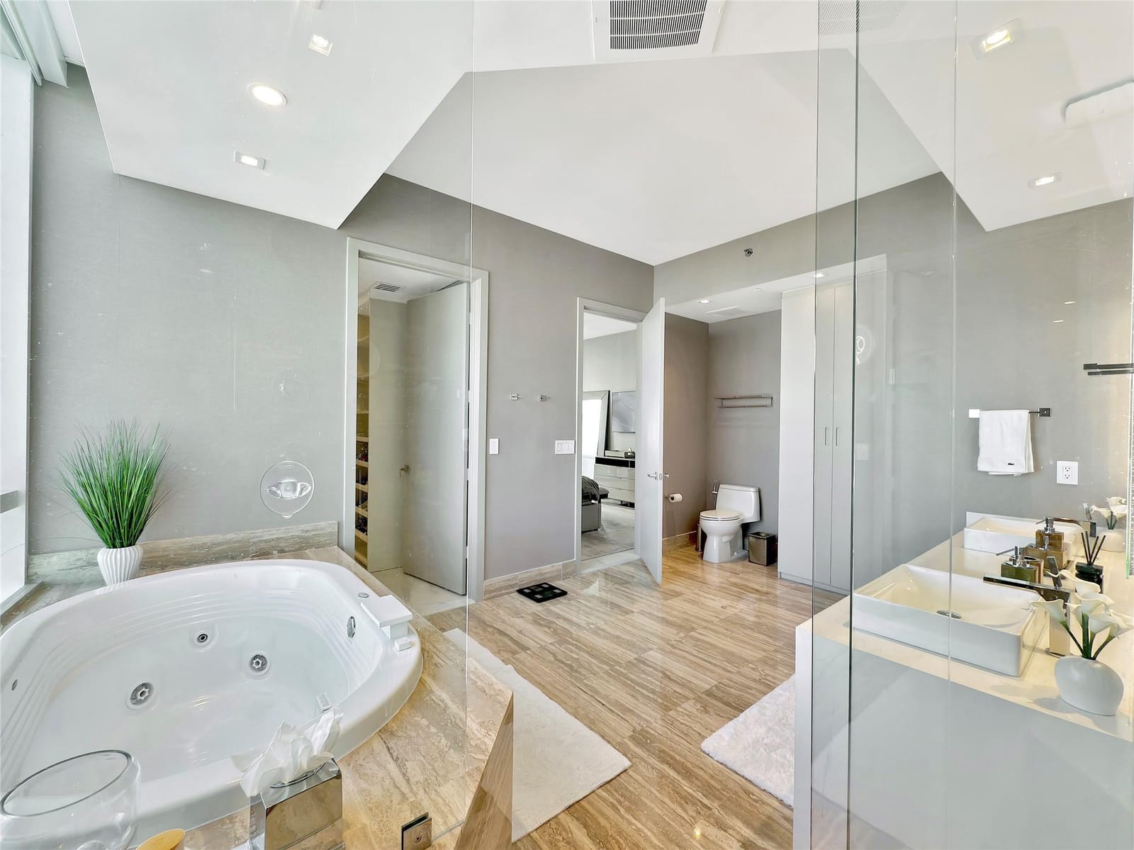 16001 Collins Avenue 3004, Sunny Isles Beach, FL 33160 photo 21