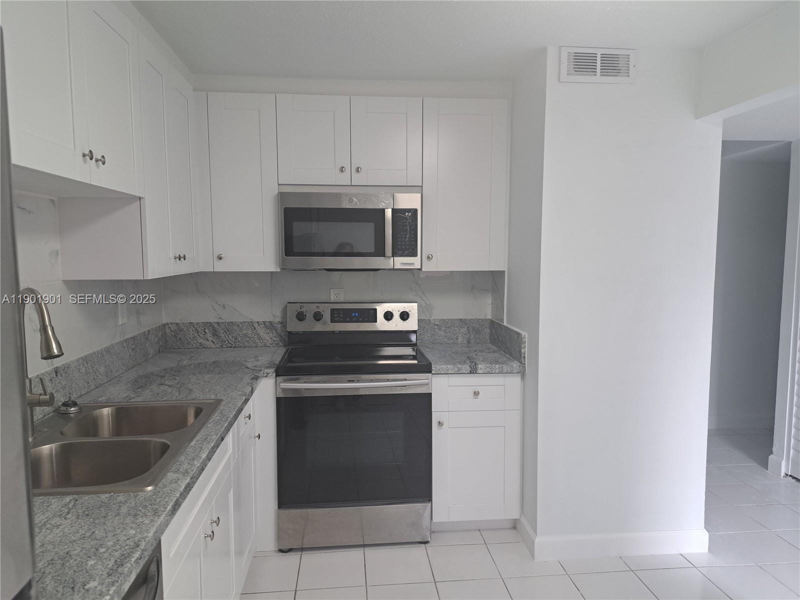 9954 SW 88th Street 212-2 — photo 8