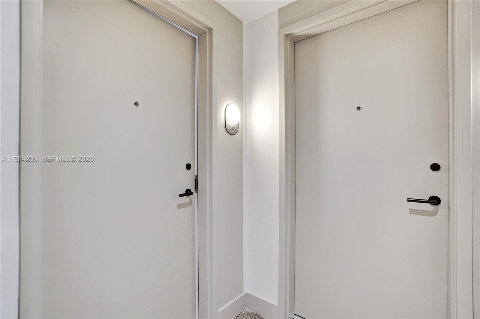 580 72nd Street 810 — photo 2