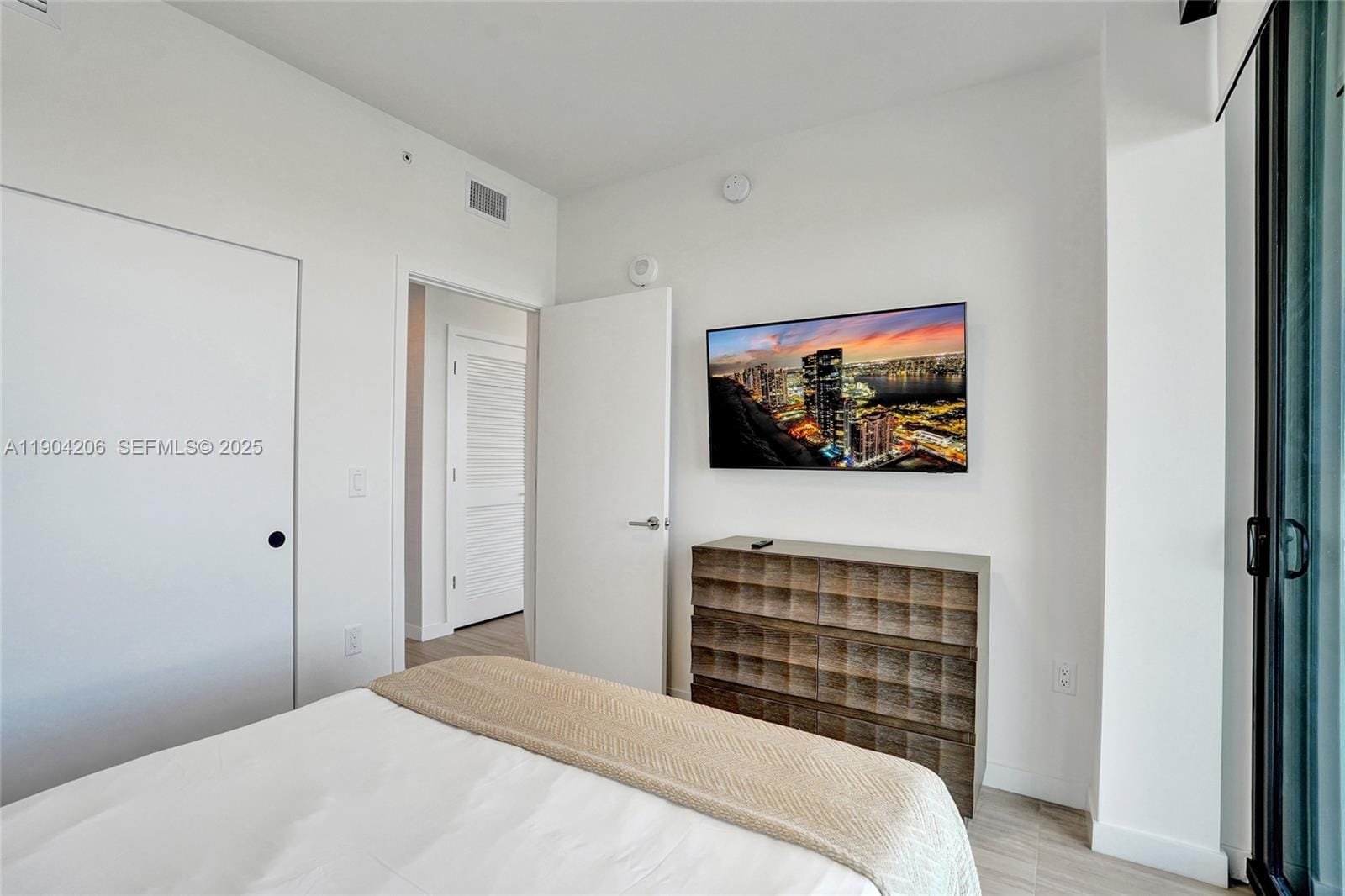 580 72nd Street 810, Miami Beach, FL 33141 photo 22