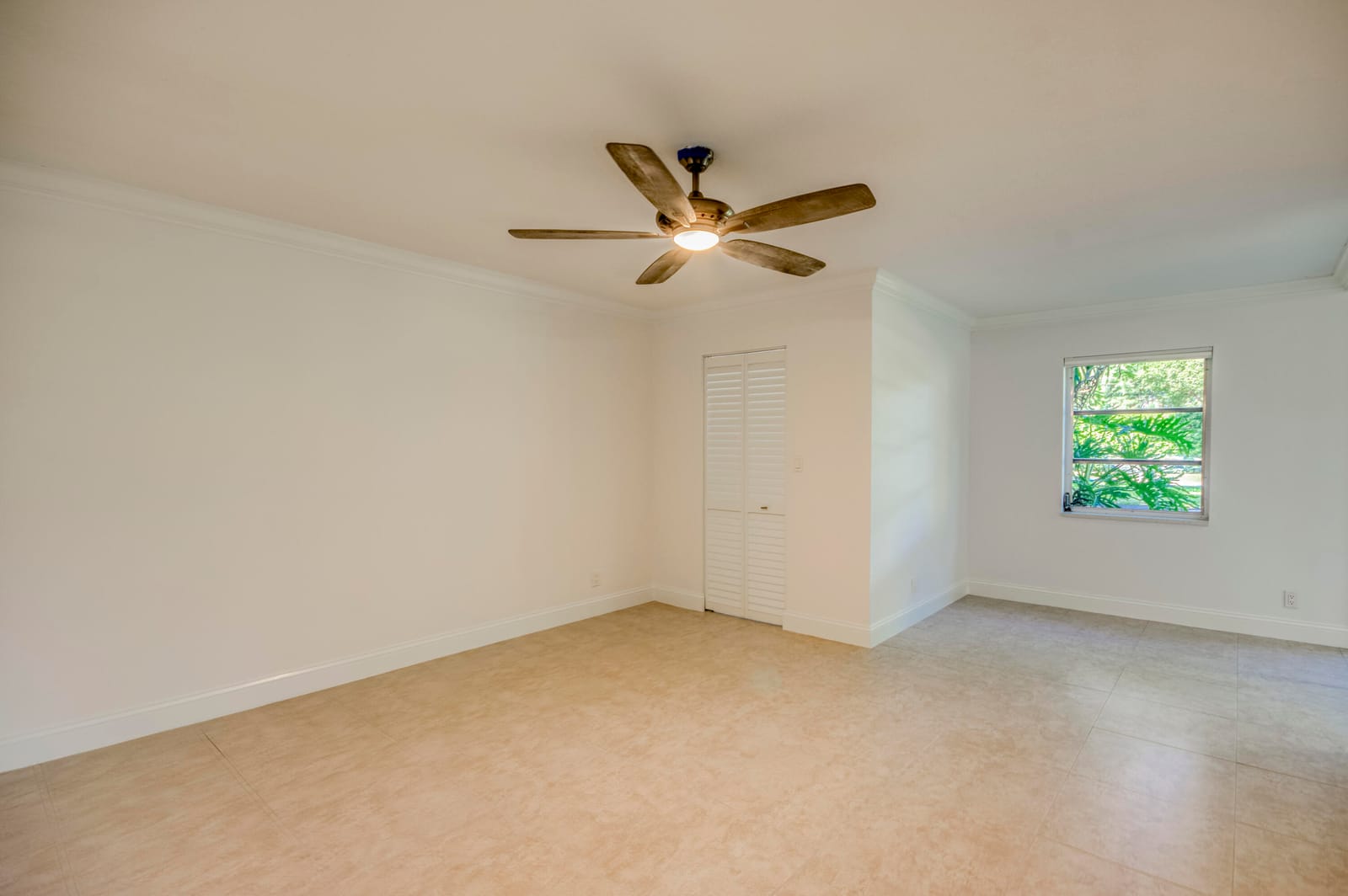 6865 Huntington Lane 105 — photo 11