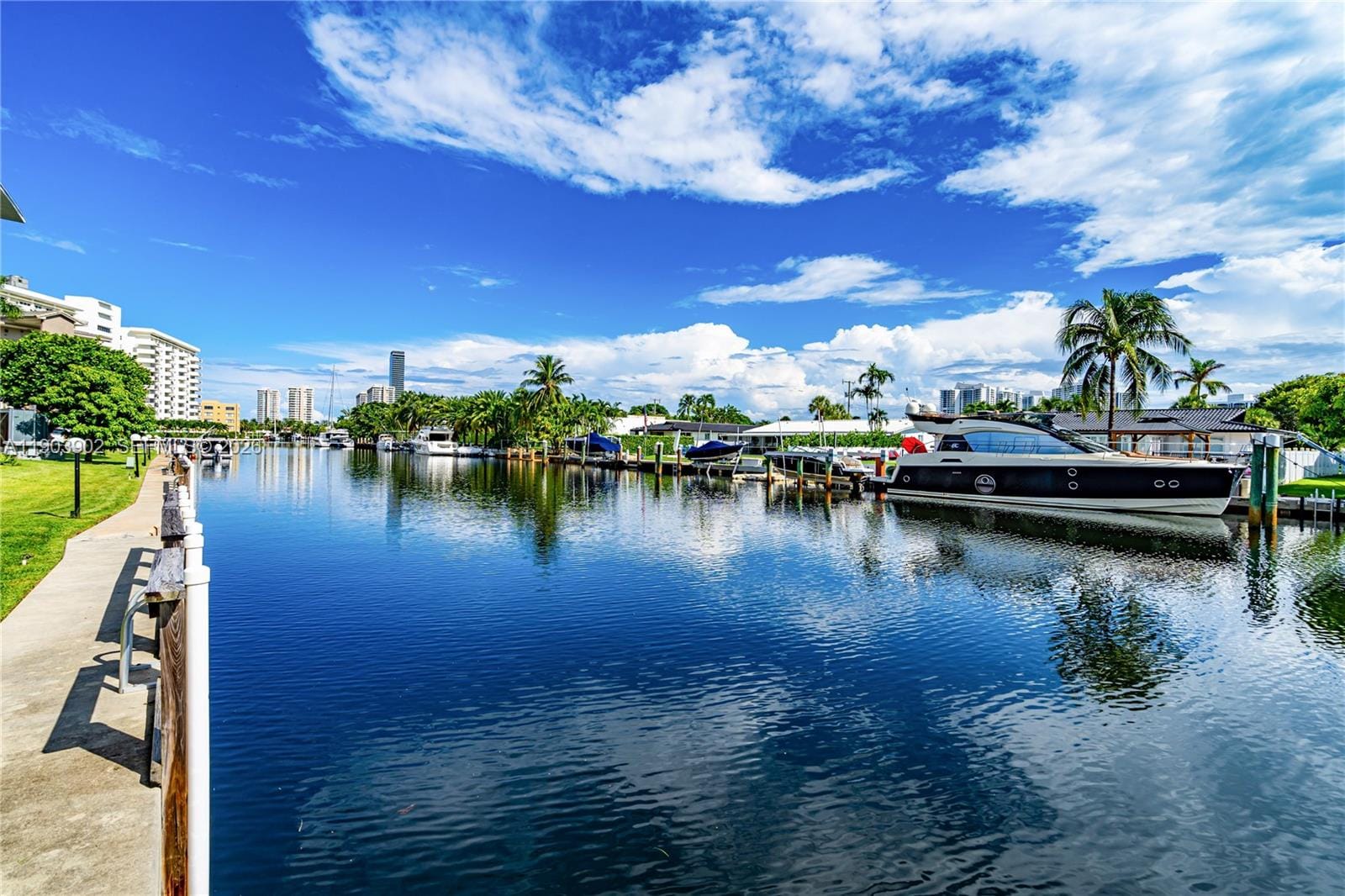 455 Paradise Isle Boulevard 106, Hallandale Beach, FL 33009 photo 21