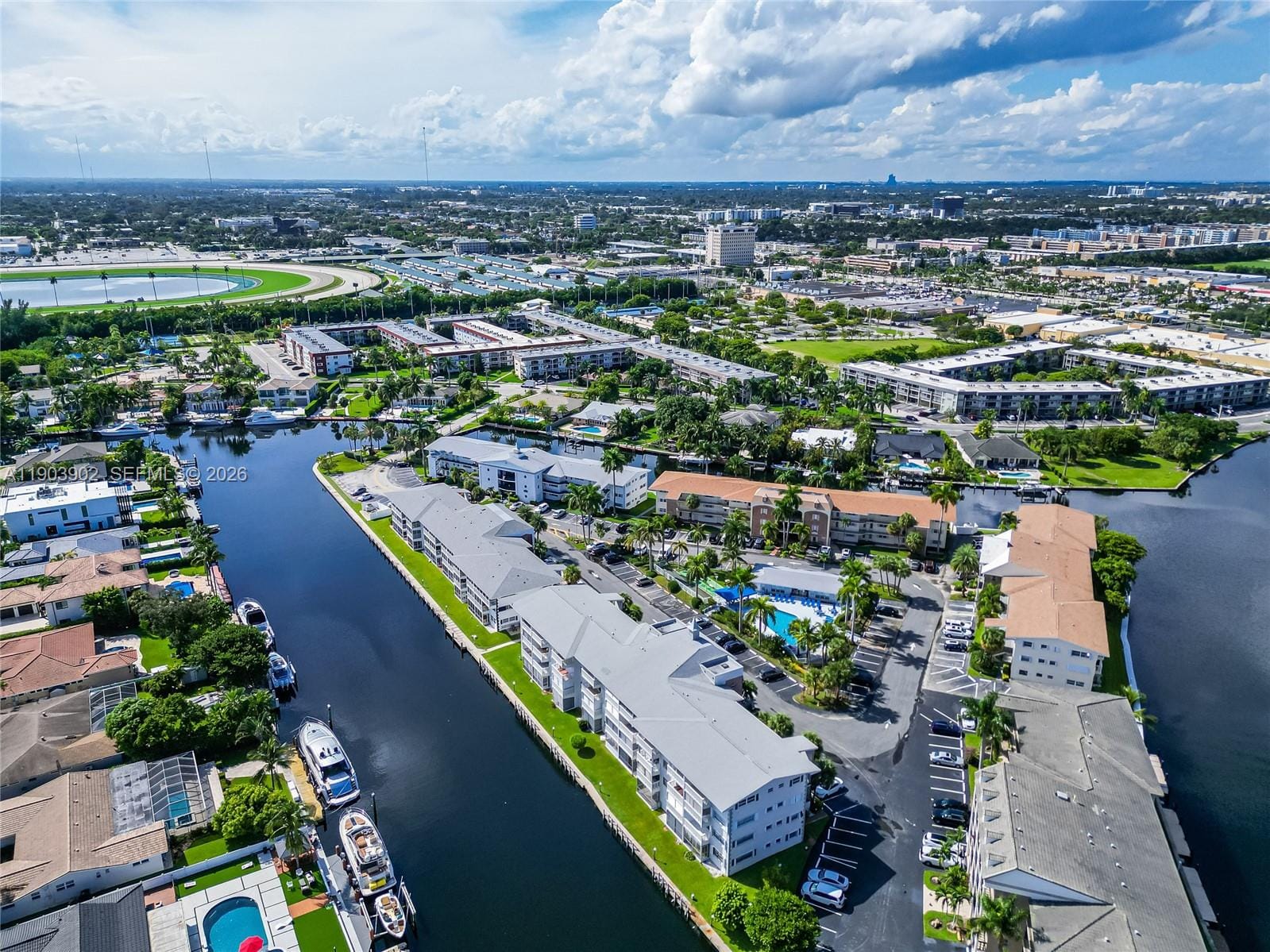 455 Paradise Isle Boulevard 106, Hallandale Beach, FL 33009 photo 30