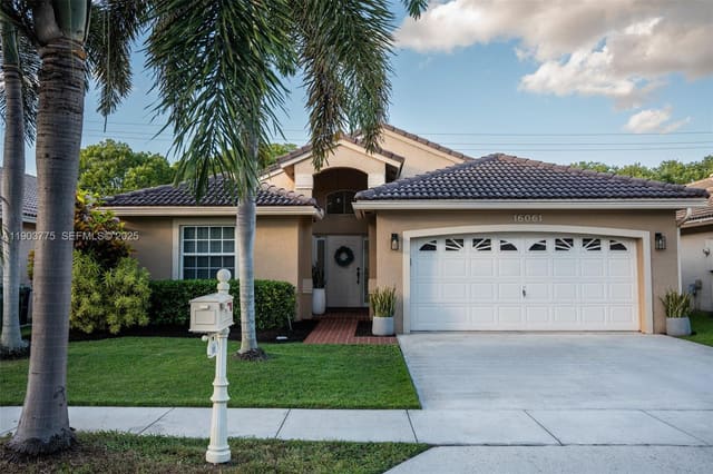 16061 La Costa Drive, Weston, FL 33326