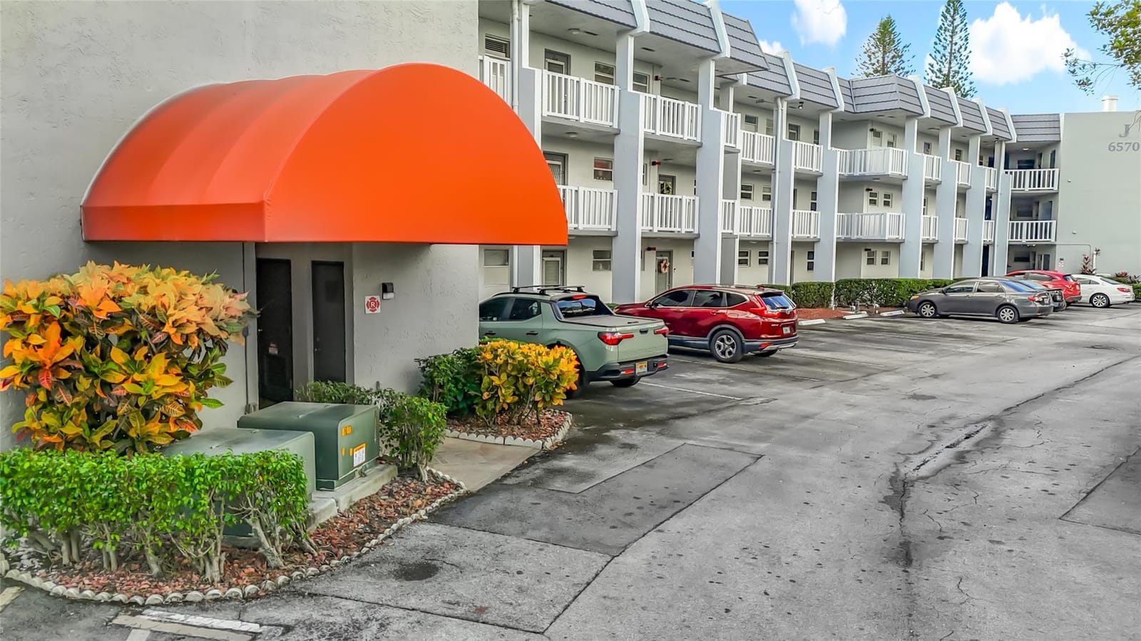 6570 Royal Palm Boulevard 312 — photo 2