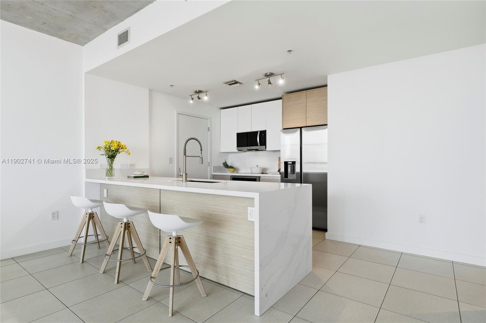 3301 NE 1st Avenue H2804, Miami, FL 33137 photo 3