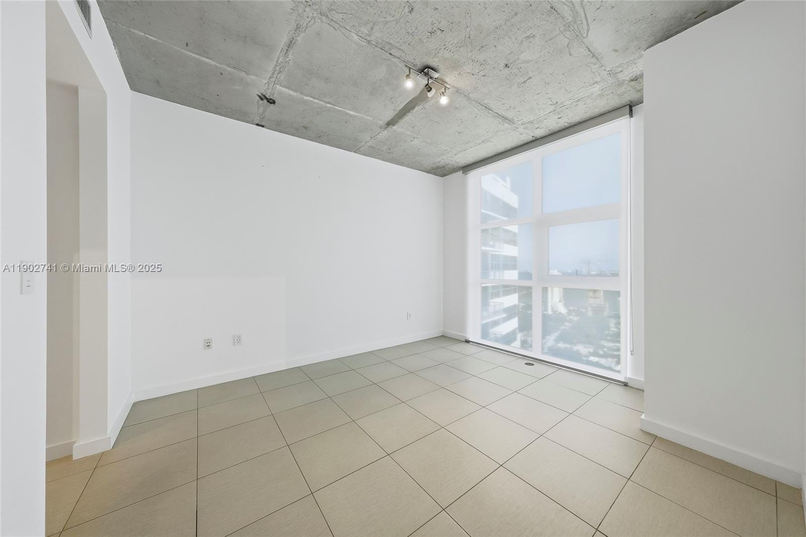 3301 NE 1st Avenue H2804, Miami, FL 33137 photo 24