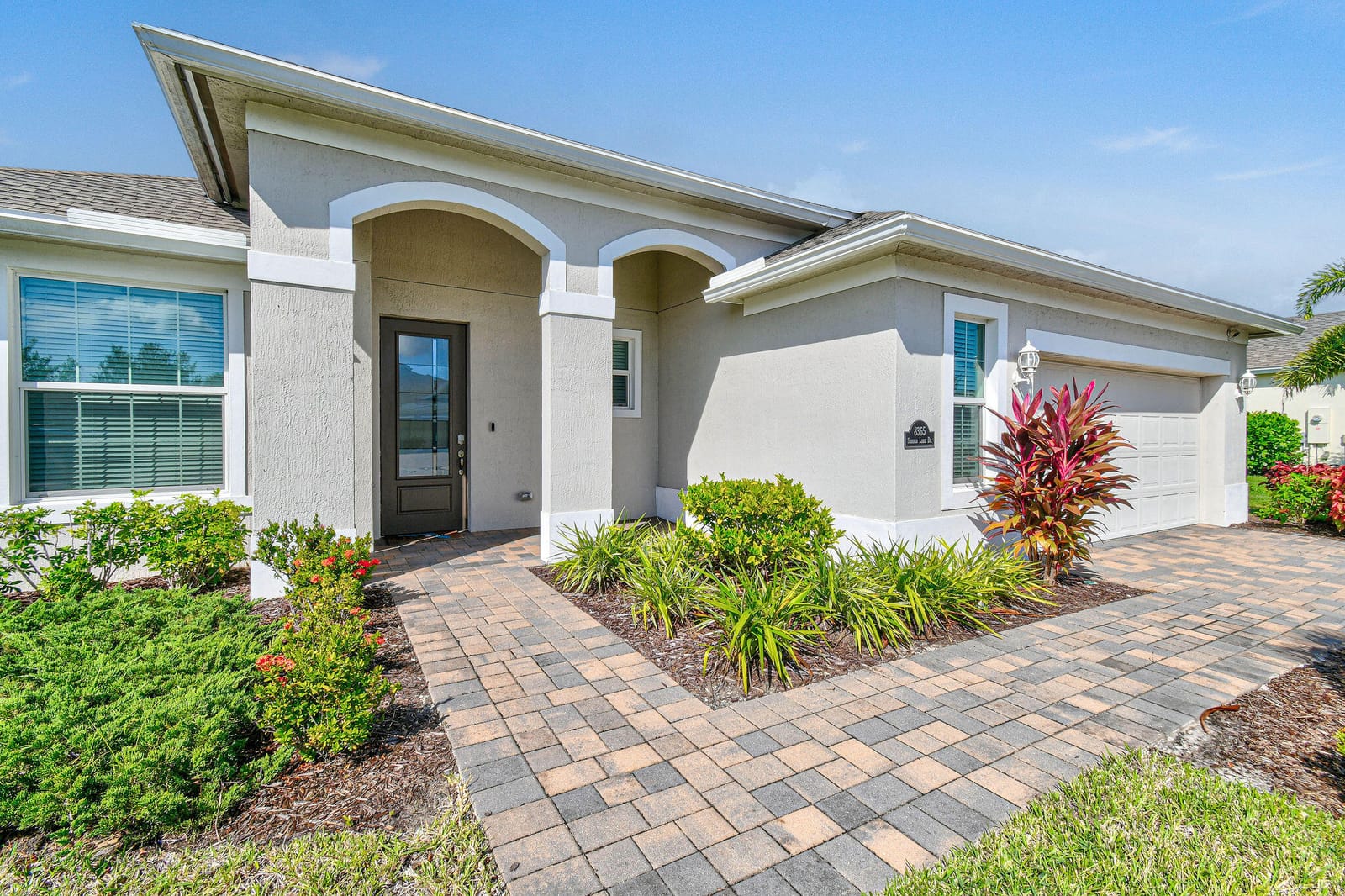 8365 Summer Lake Drive, Vero Beach, FL 32967