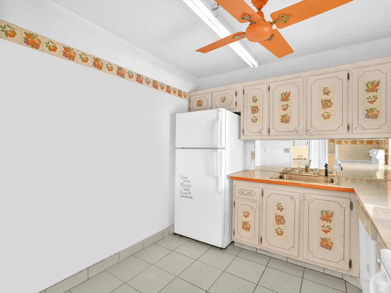 1516 S Lakeside Drive 317 — photo 3