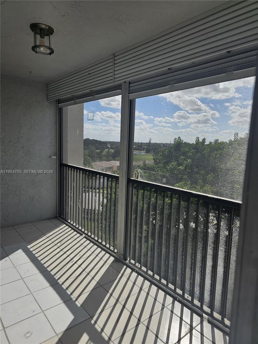 3910 Inverrary Boulevard 703-B — photo 3
