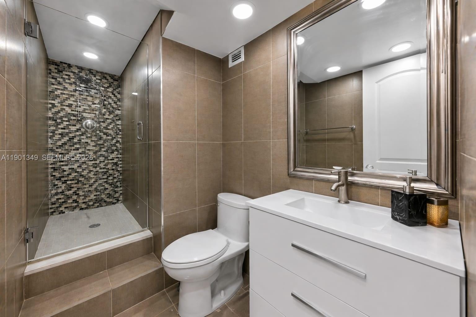 3001 S Ocean Drive 1513, Hollywood, FL 33019 photo 16