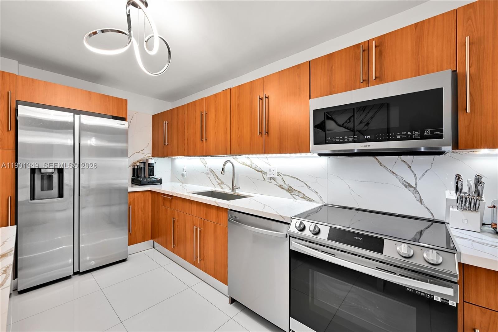 3001 S Ocean Drive 1513 — photo 8