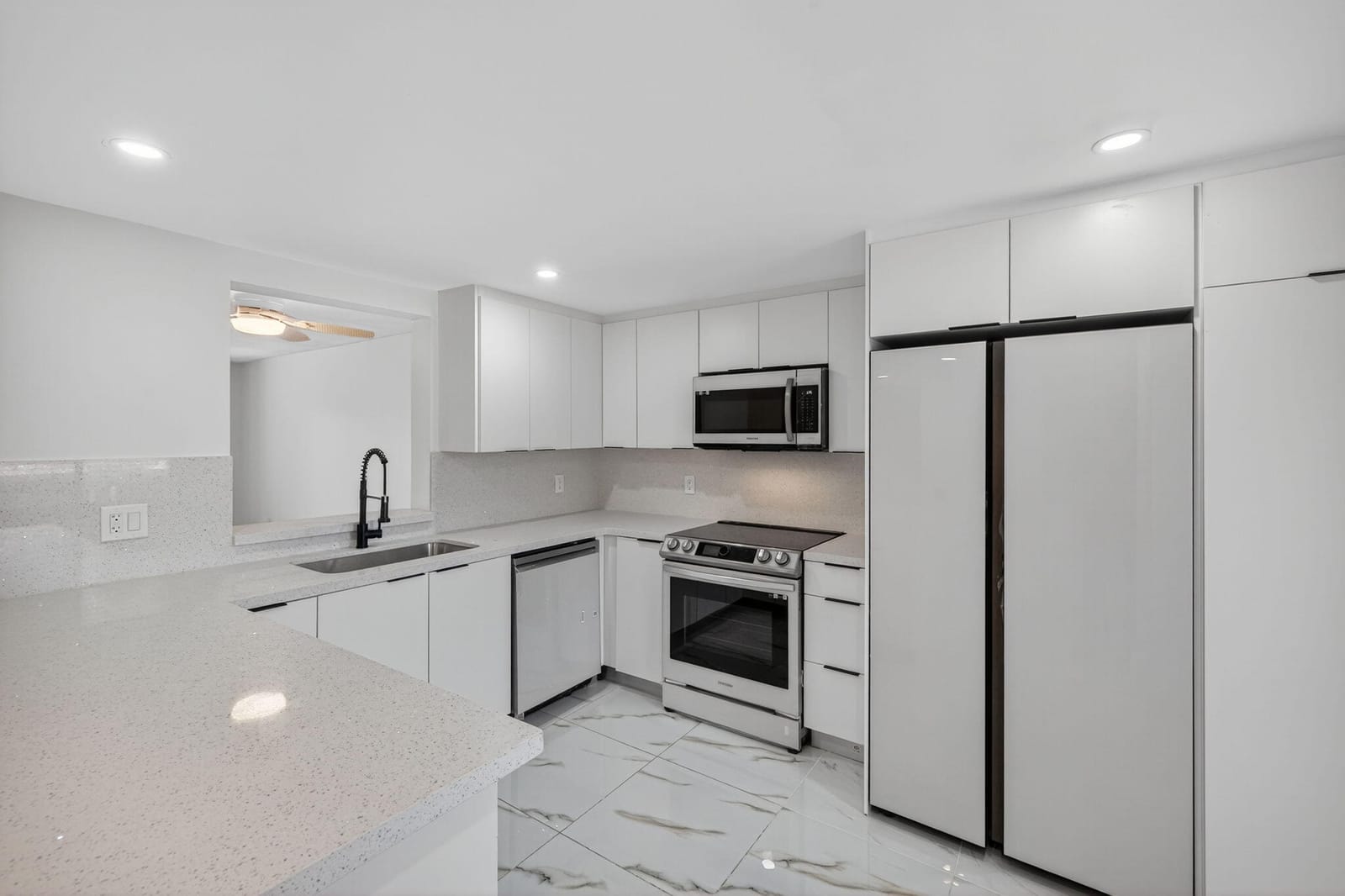 14375 Strathmore Lane 303, Delray Beach, FL 33446 photo 5
