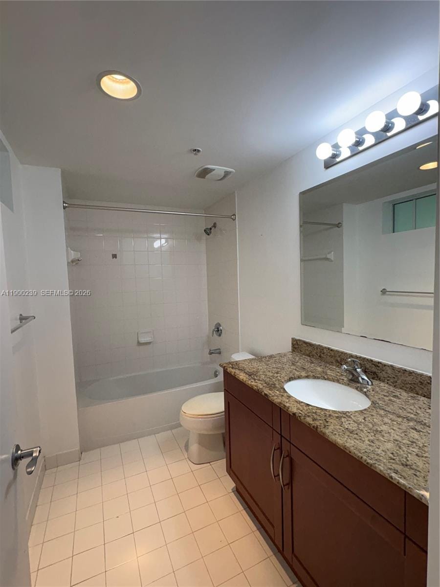 7275 SW 90th Way 205 — photo 6