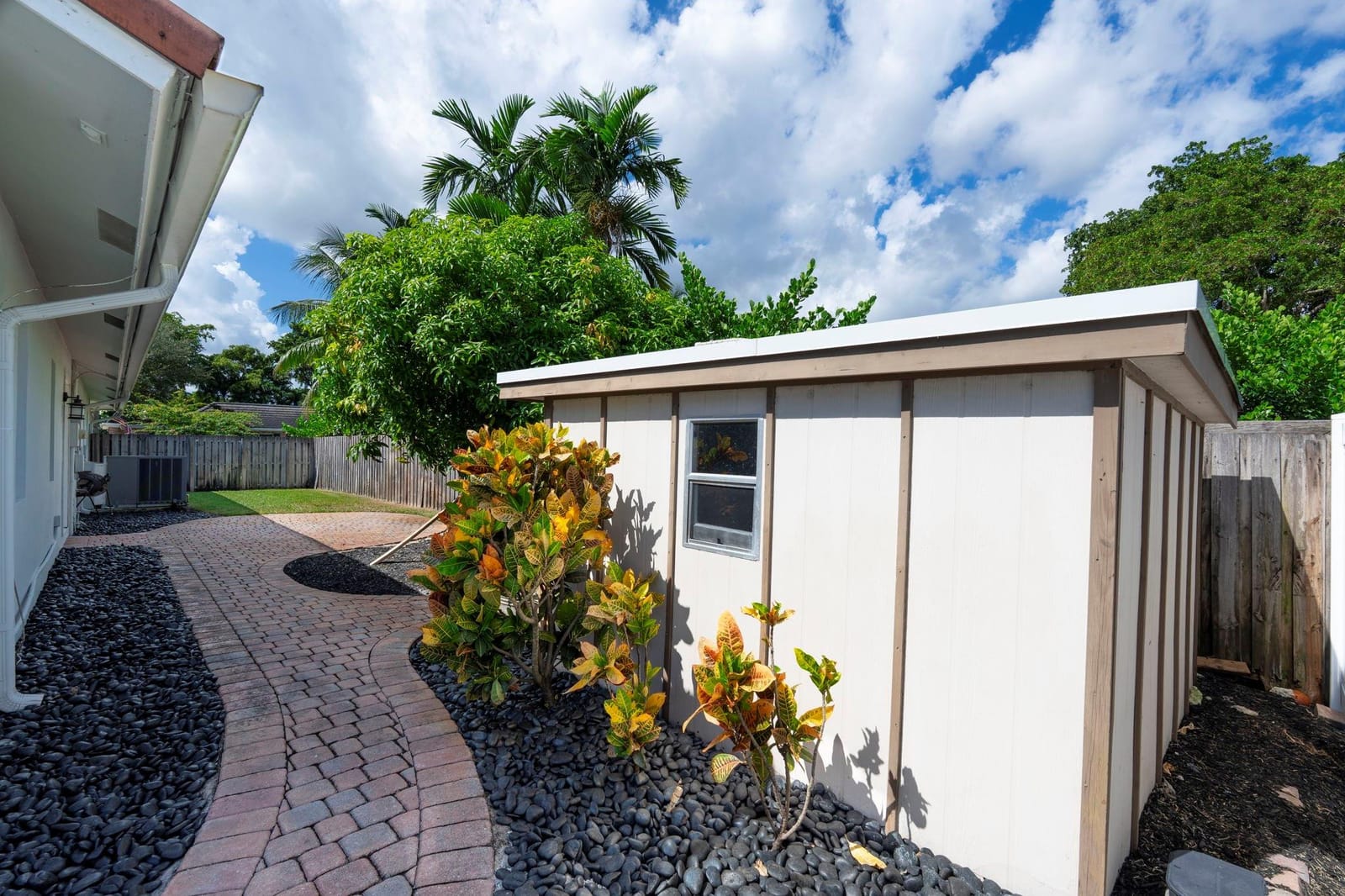 640 SW 74th Terrace, Plantation, FL 33317 photo 21