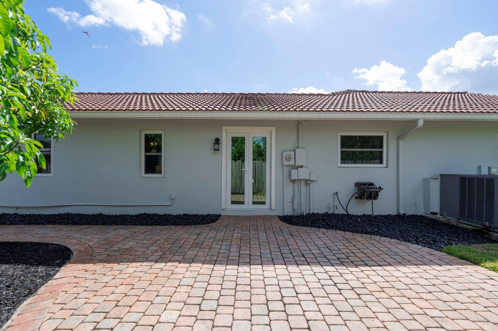 640 SW 74th Terrace, Plantation, FL 33317 photo 23