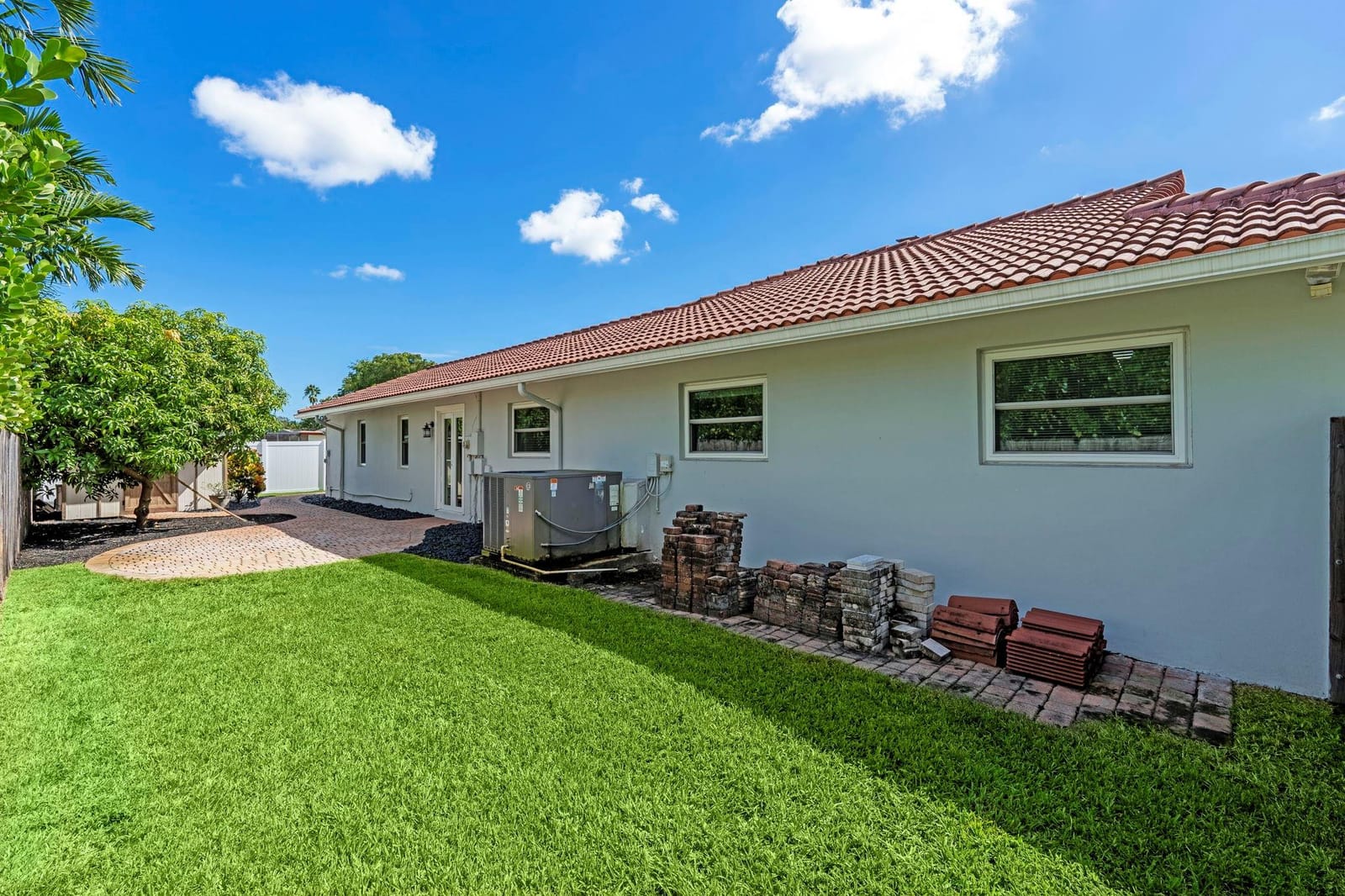 640 SW 74th Terrace, Plantation, FL 33317 photo 24