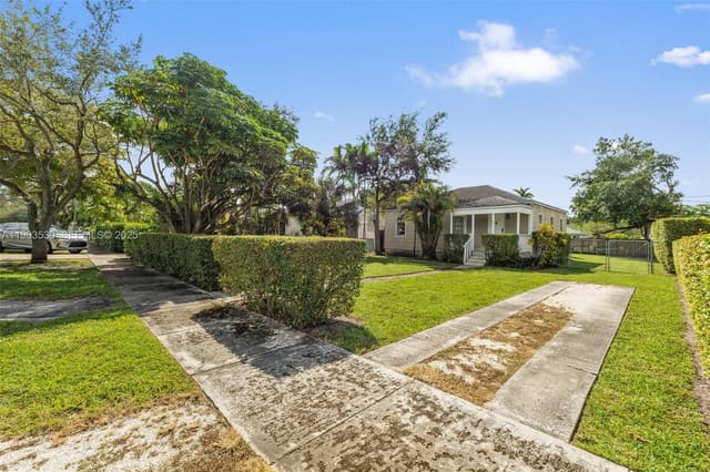 52 Flagler Drive, sold in Rev Of Rev Fec Addn Hiale, Miami Springs, FL