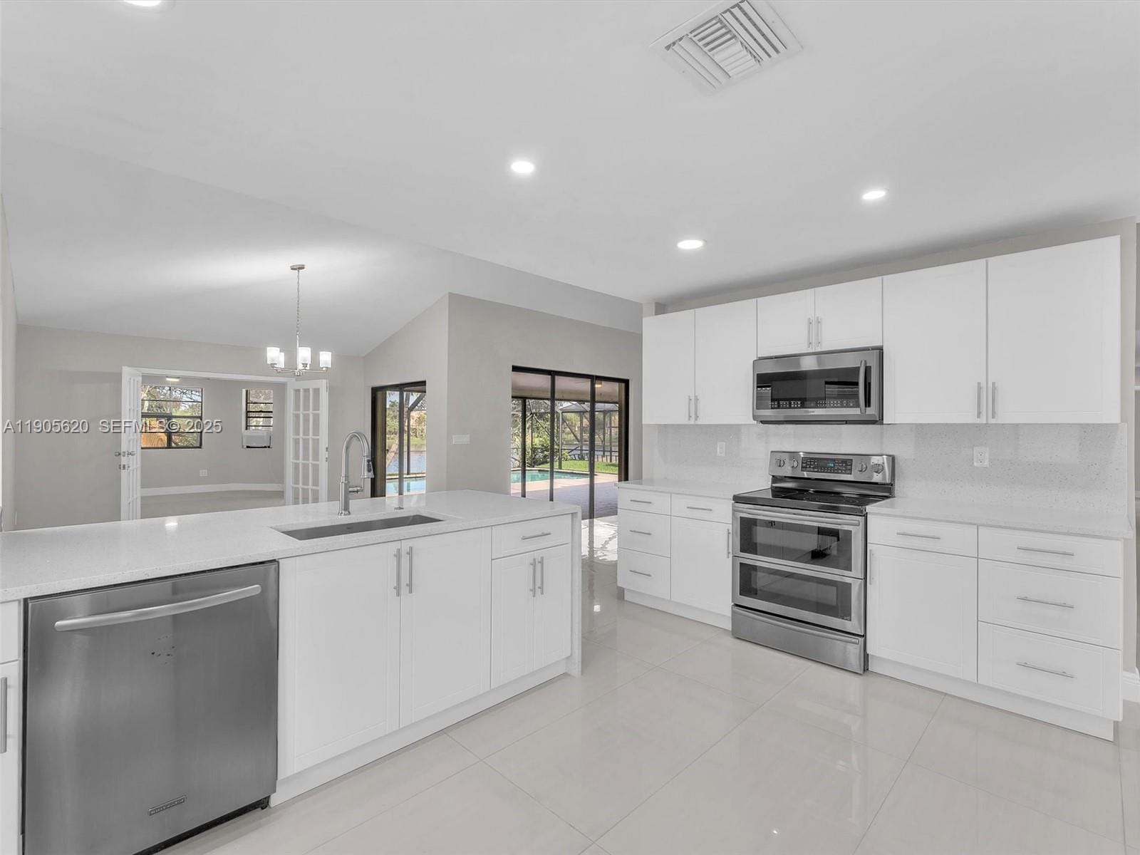 7431 NW 39th Street, Lauderhill, FL 33319 photo 12