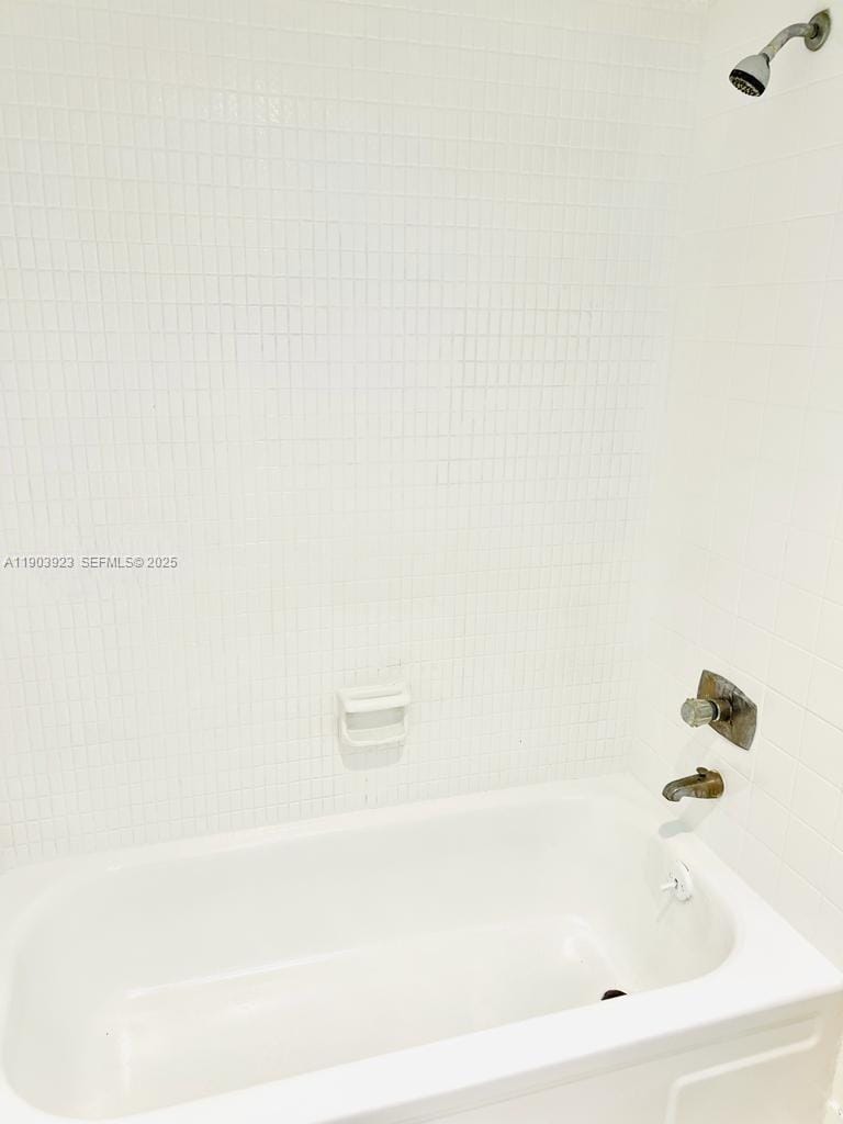 231 174th Street MO-3 — photo 9