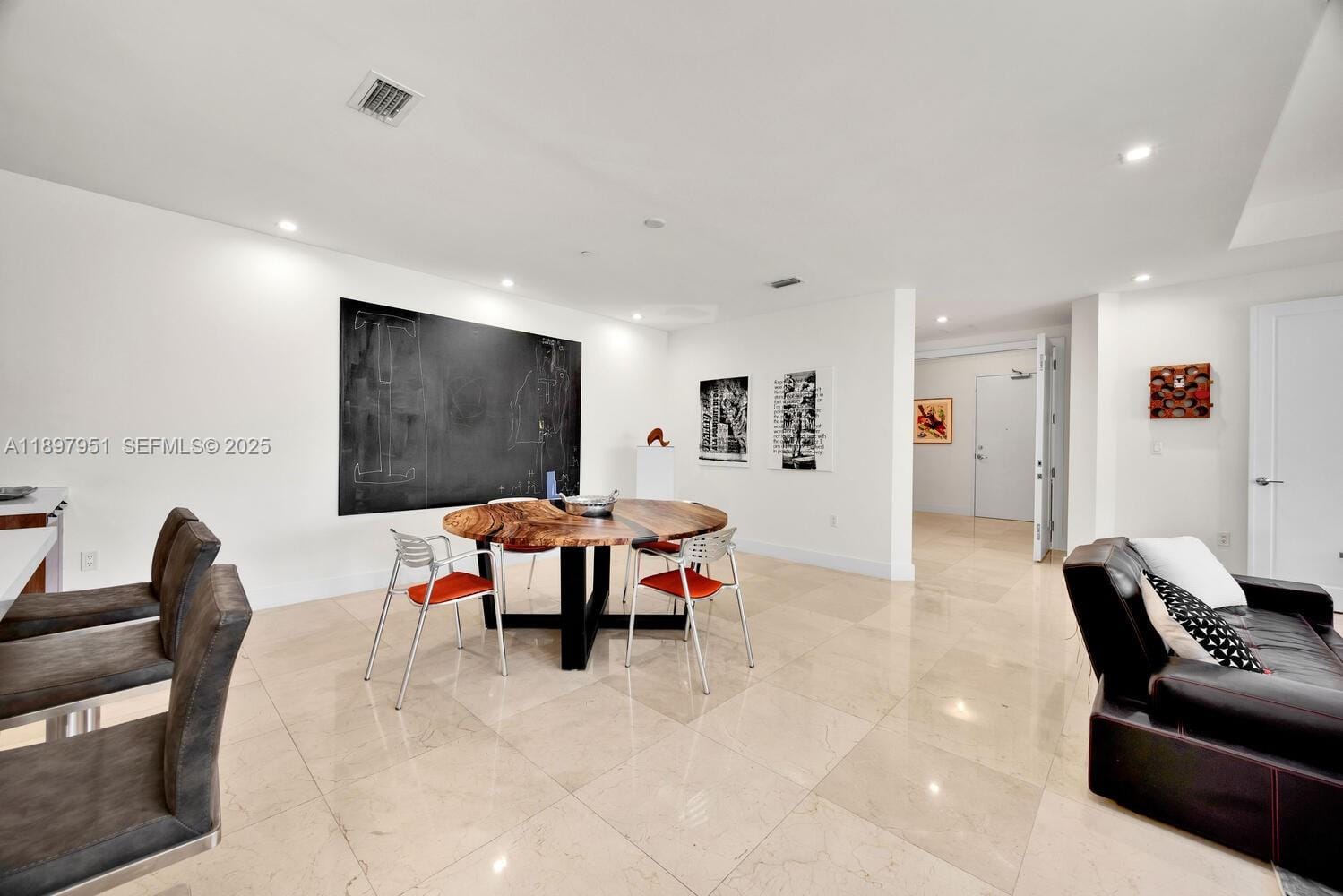 718 Valencia Avenue 207, Coral Gables, FL 33134 photo 18