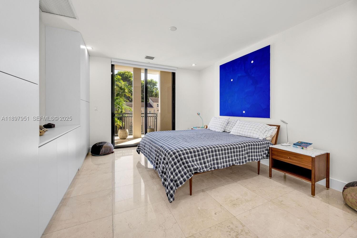 718 Valencia Avenue 207, Coral Gables, FL 33134 photo 28