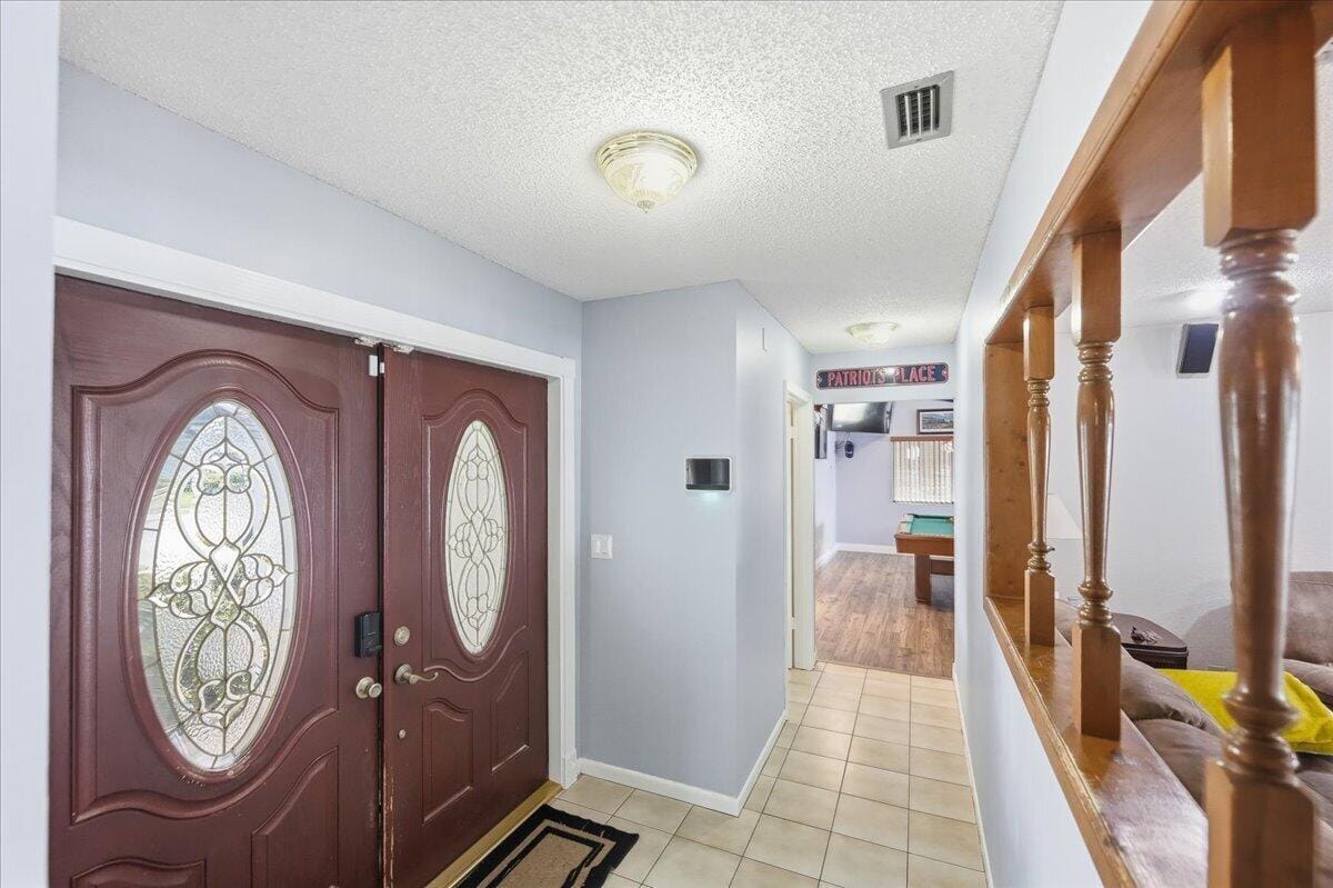 8301 SW 27th Place — photo 4