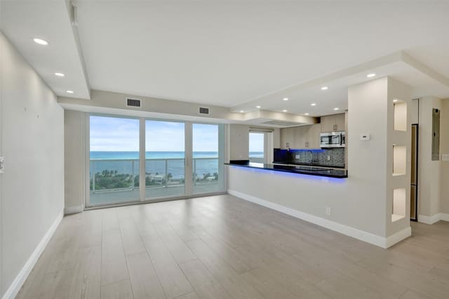 2841 N Ocean Boulevard 1804, sold in Vantage View Condo, Fort Lauderdale, FL