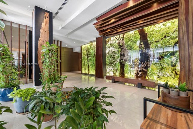 1010 Brickell Avenue 1706, Miami, FL 33131