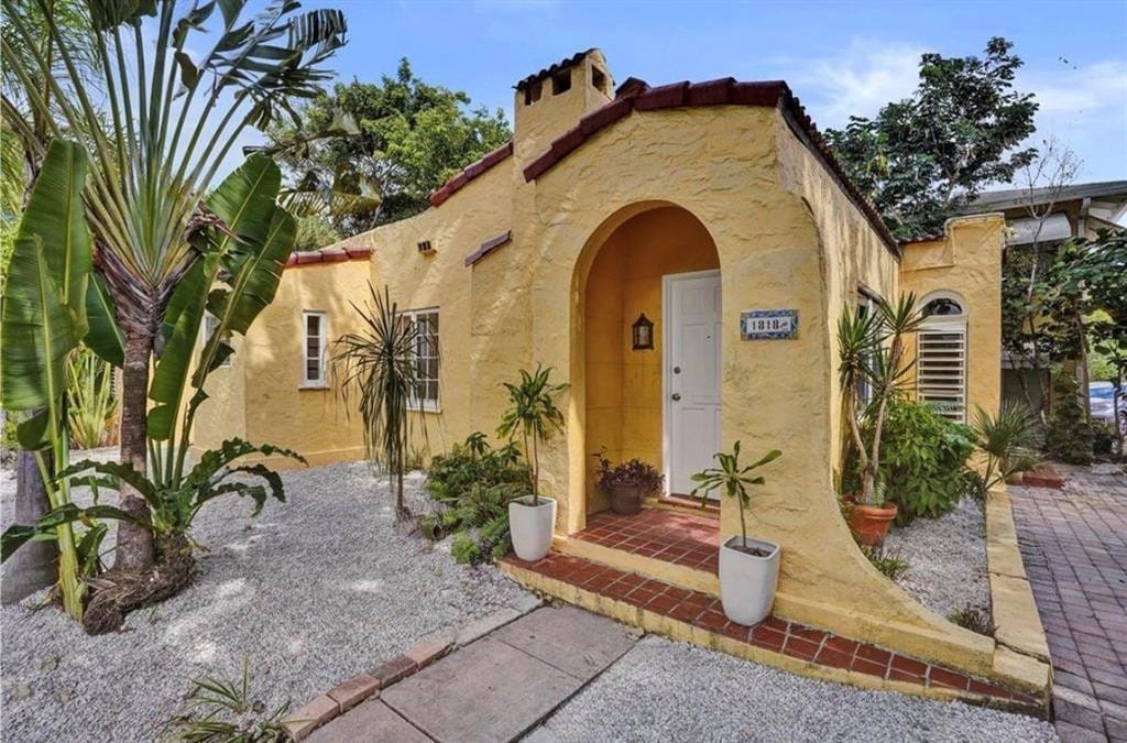 1818 Florida Avenue — photo 2