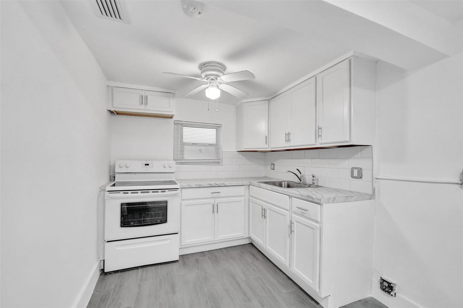 5025 SW 22nd Street, Hollywood, FL 33023 photo 15