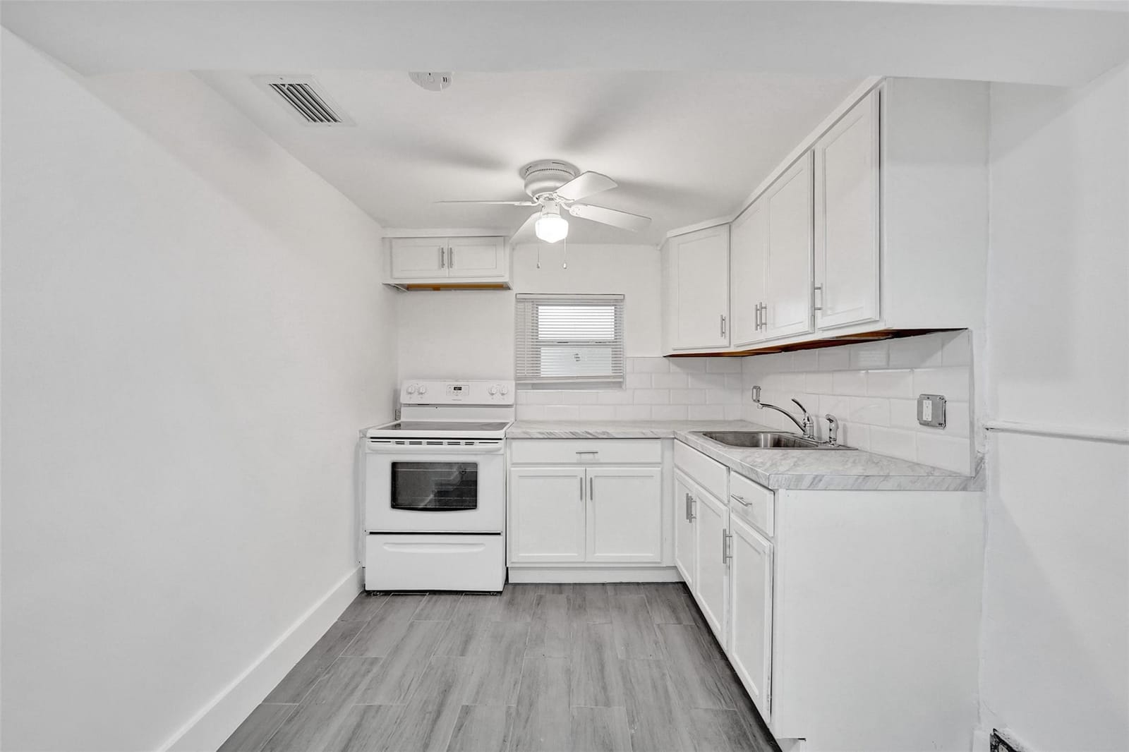 5025 SW 22nd Street, Hollywood, FL 33023 photo 16