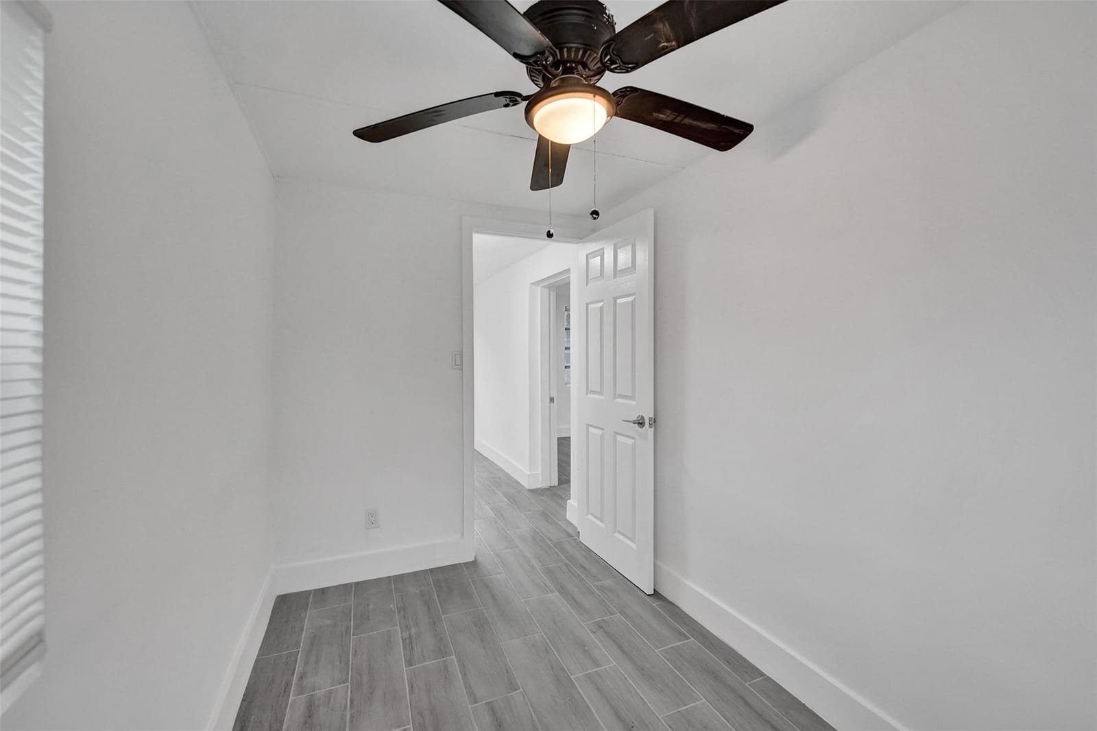 5025 SW 22nd Street — photo 6