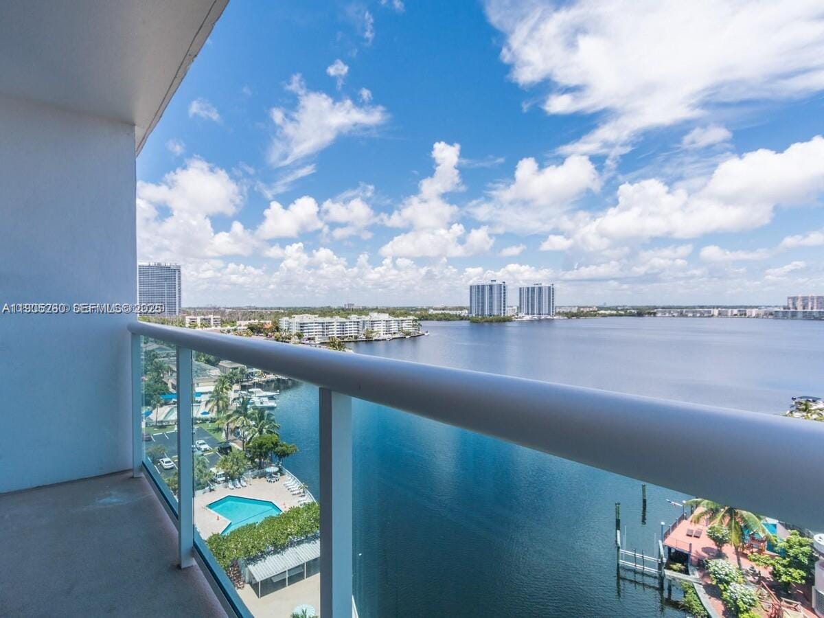 2841 NE 163rd Street 1211, North Miami Beach, FL 33160 photo 2
