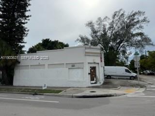 11628 NW 7th Avenue, Miami, FL 33168, Miami