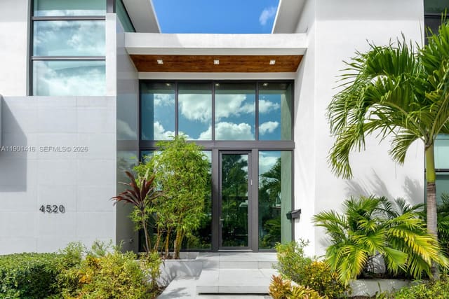 4520 N Meridian Avenue, sold in Nautilus Extension 5th, Miami Beach, FL