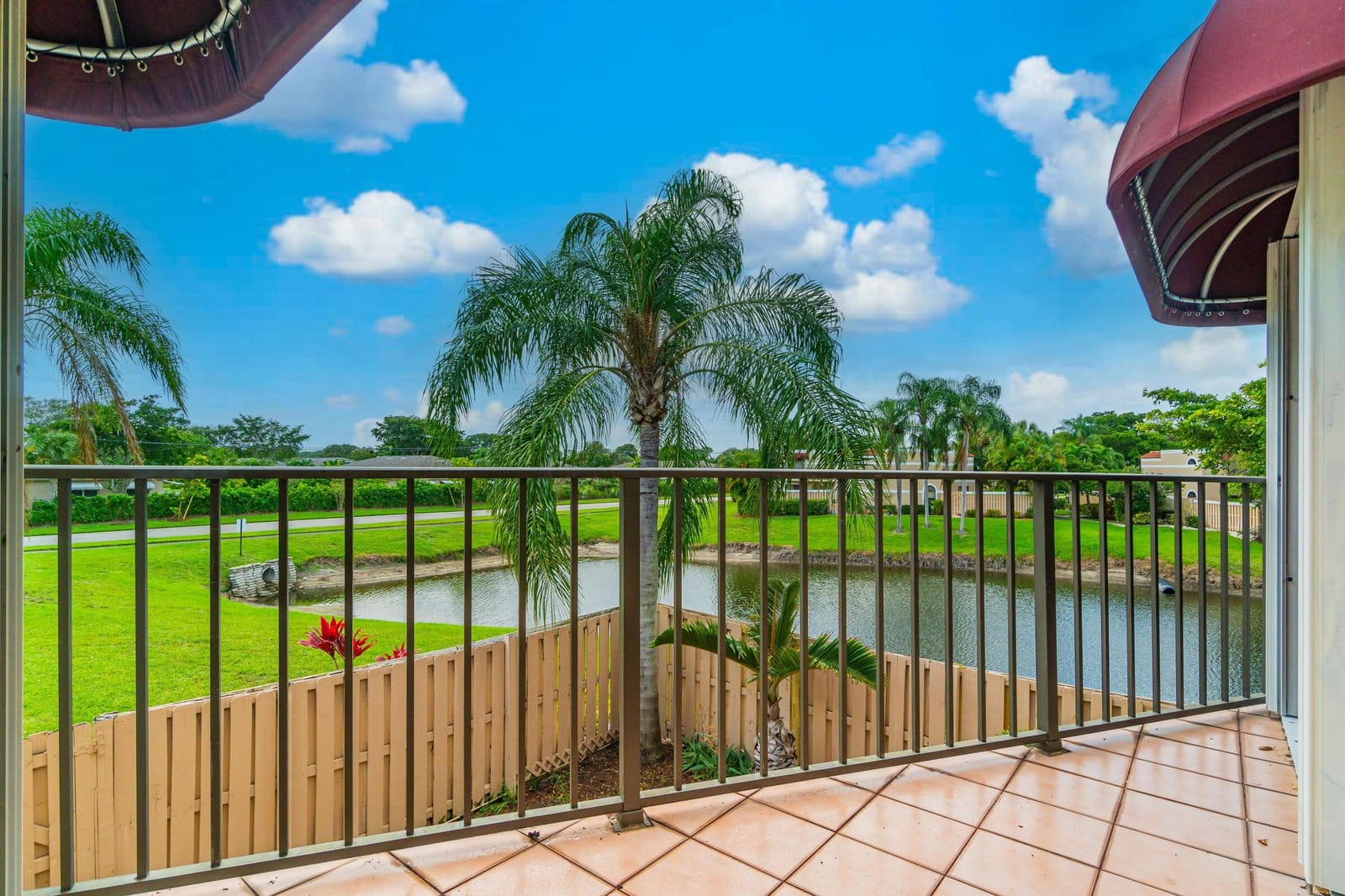 4075 Village Drive D, Delray Beach, FL 33445 photo 2