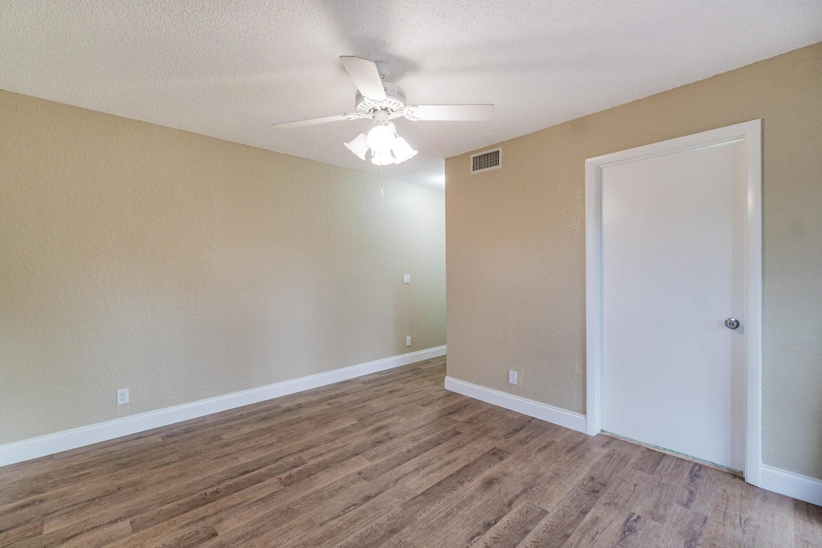 4075 Village Drive D, Delray Beach, FL 33445 photo 14