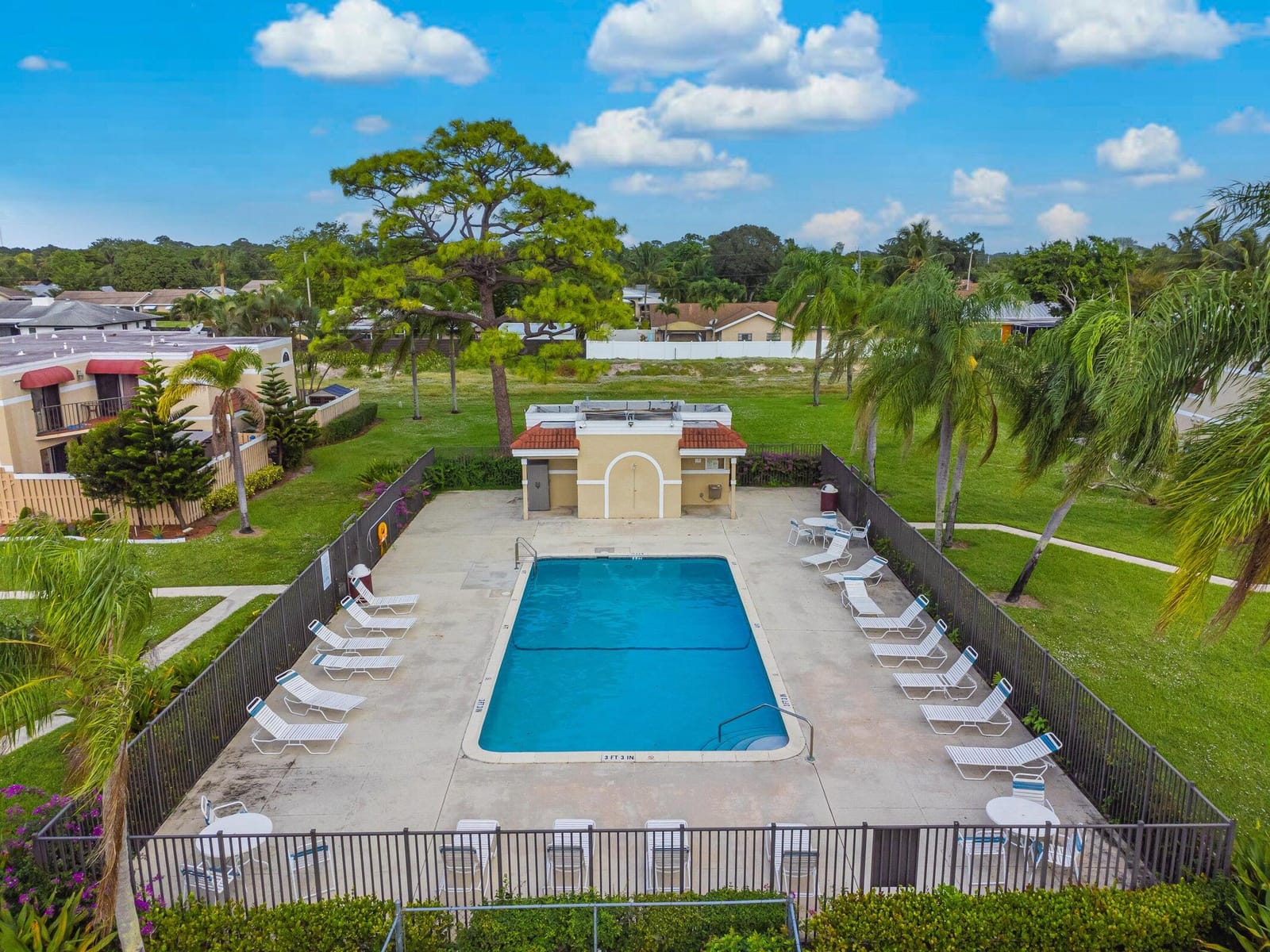 4075 Village Drive D, Delray Beach, FL 33445 photo 28