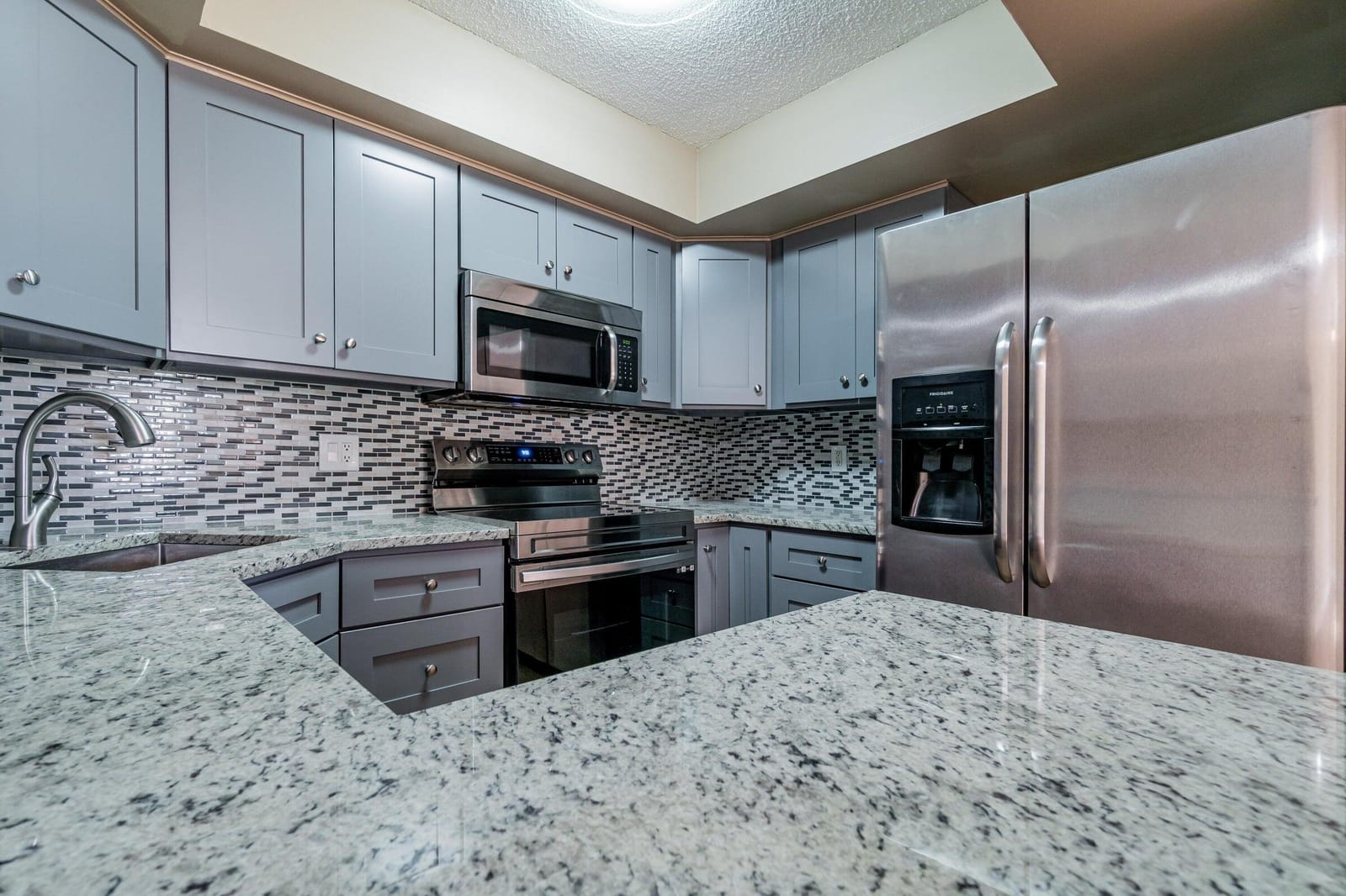 4075 Village Drive D, Delray Beach, FL 33445 photo 9