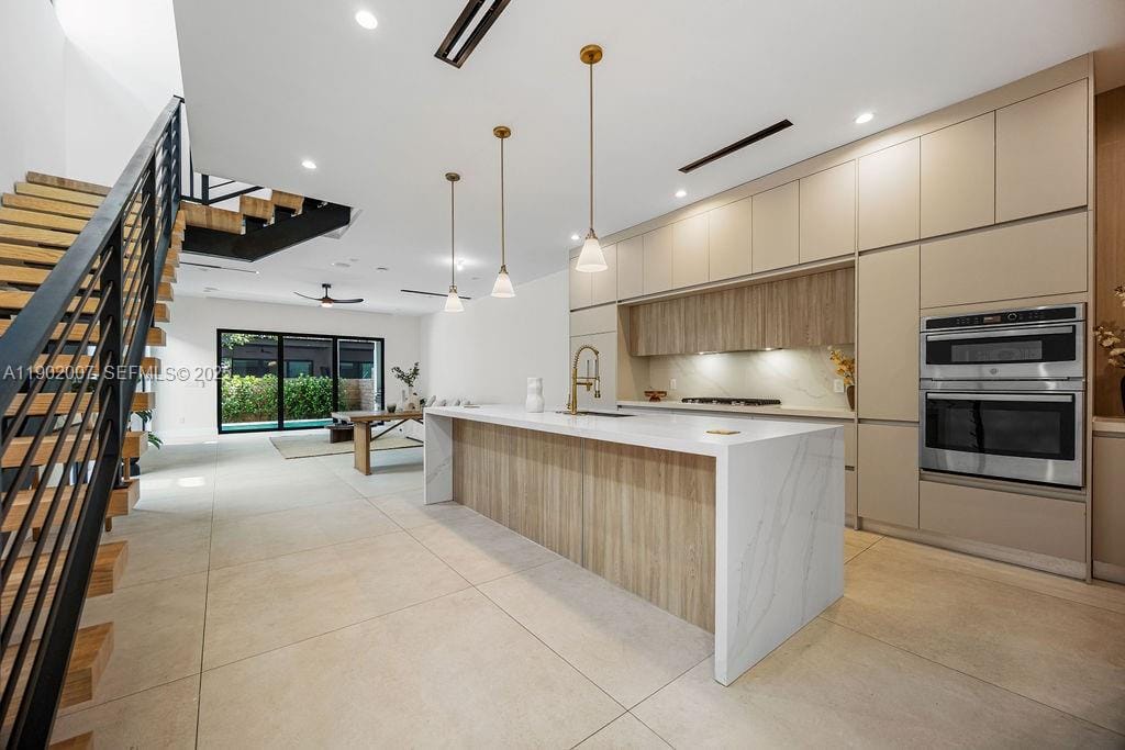 308 NE 14th Avenue, Fort Lauderdale, FL 33301 photo 9