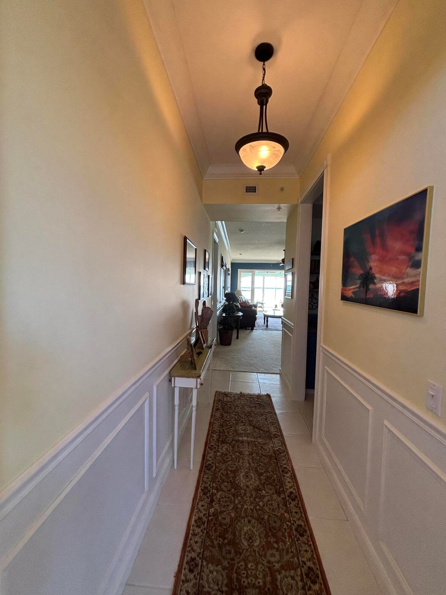 22 Harbour Isle Drive W 201 — photo 1