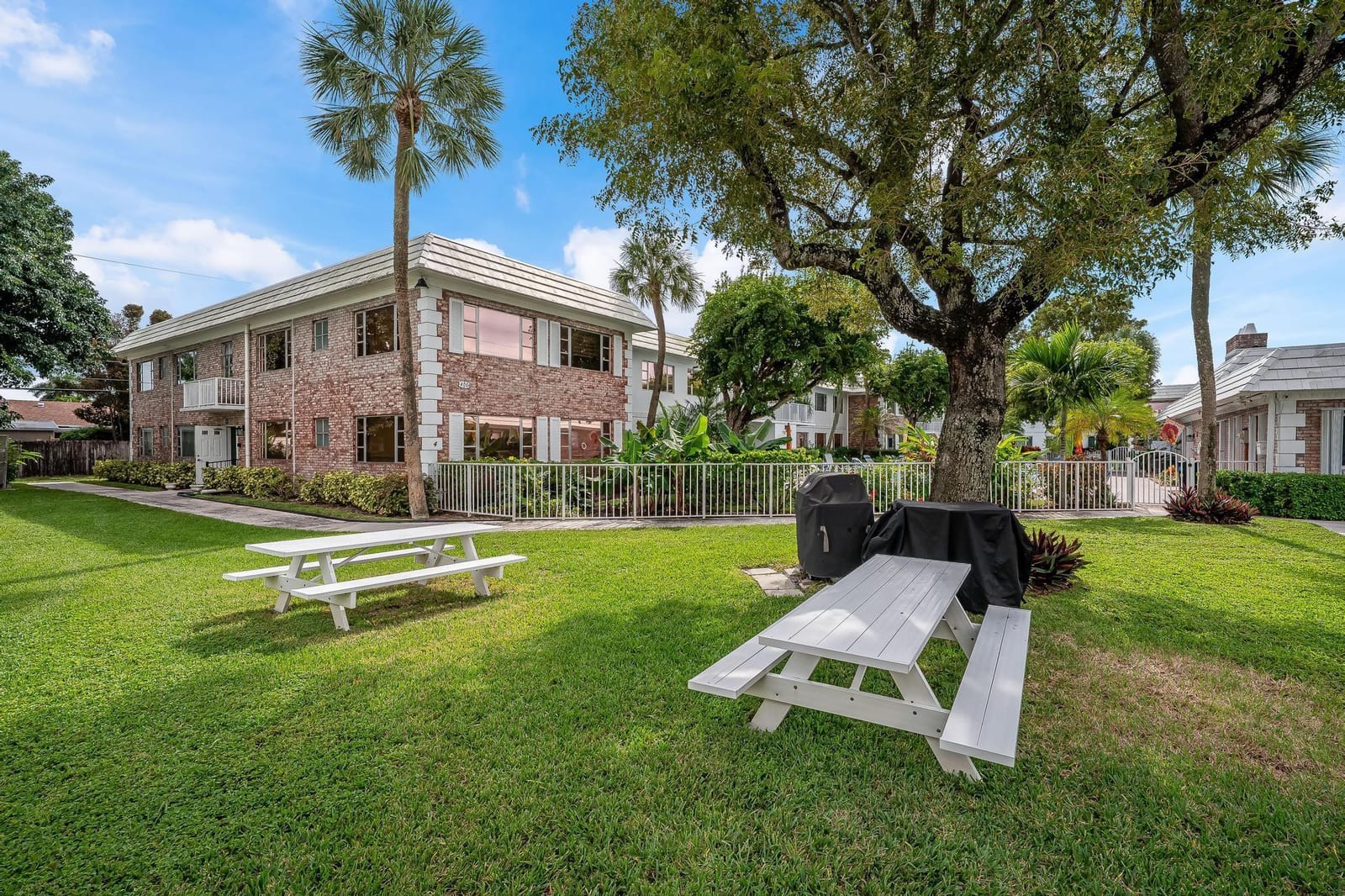 350 S Cypress Road 521 — photo 12